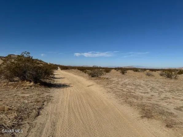 21500 E Avenue P, Palmdale, CA 93591