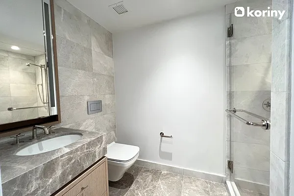 Rented by Koriny NYC LLC | media 14