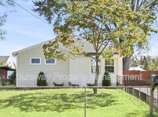 213 Cardinal Ln, Mount Holly, NJ 08060