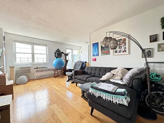 Rented by Keller Williams NYC | media 9