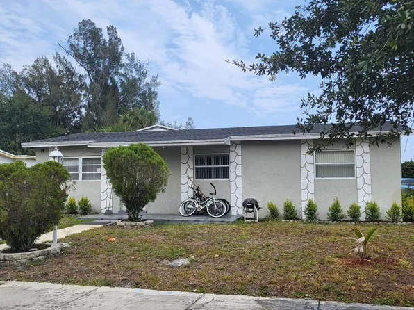 340 NW 4th Ave, Deerfield Beach, FL 33441