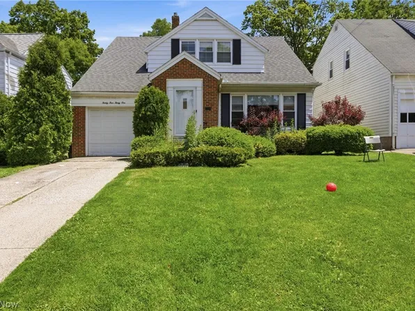 2431 White Rd, University Heights, OH 44118