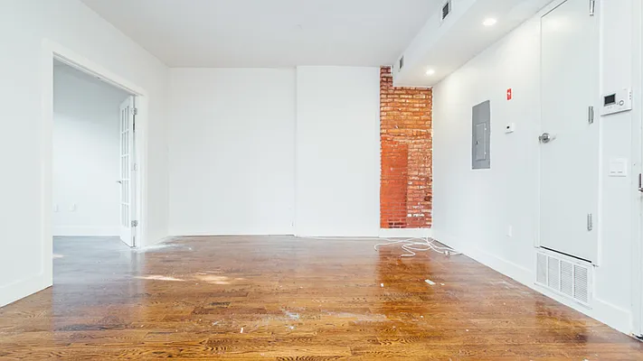 Rented by Nooklyn NYC LLC | media 17