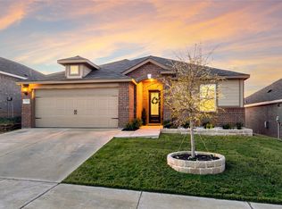 7621 Duck Bay Rd, Fort Worth, TX 76120