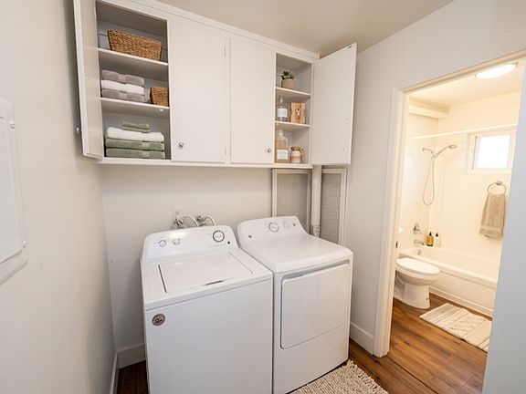 5th image of 3624 Auburn Blvd #B6dfbf261