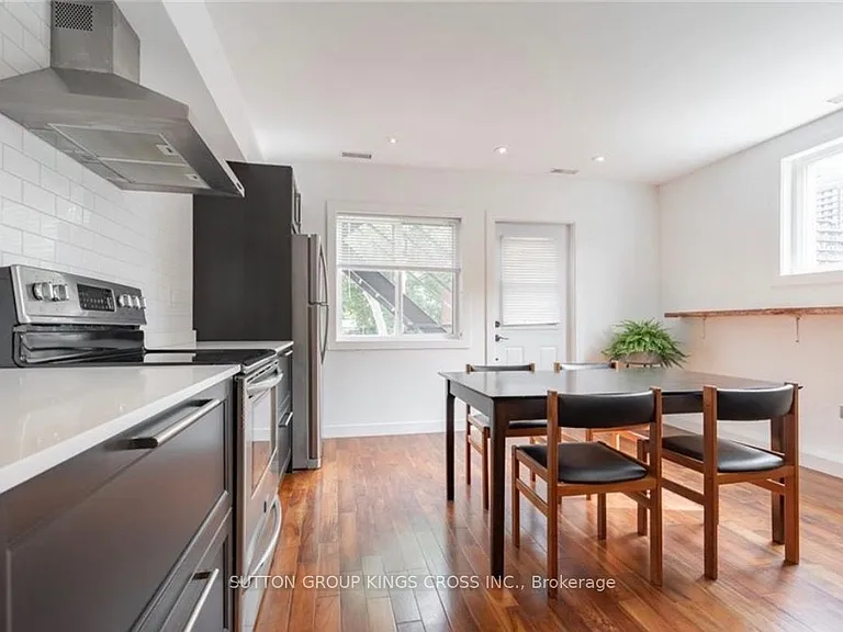 179 John St S #UPPER — Photo 3