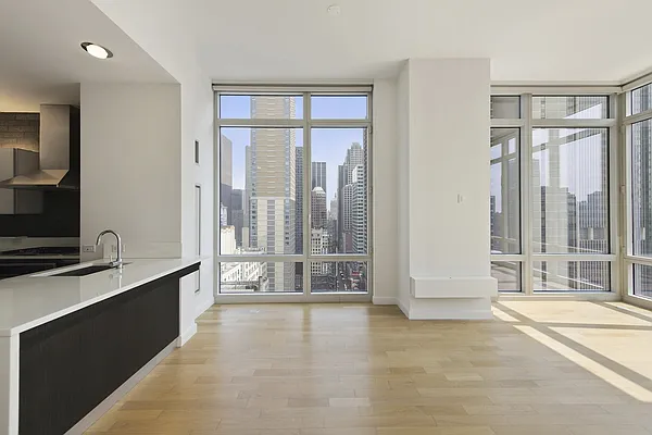 Sold by Nest Seekers International | media 2