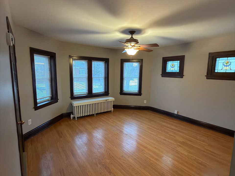 1st image of 1008 Lathrop Ave #1