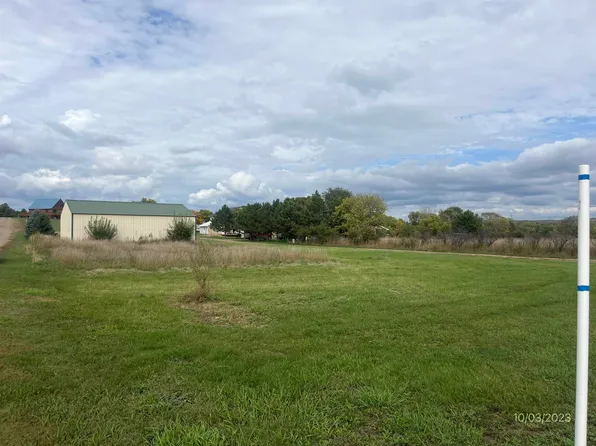 209 Rose Ave, Lake Andes, SD 57356