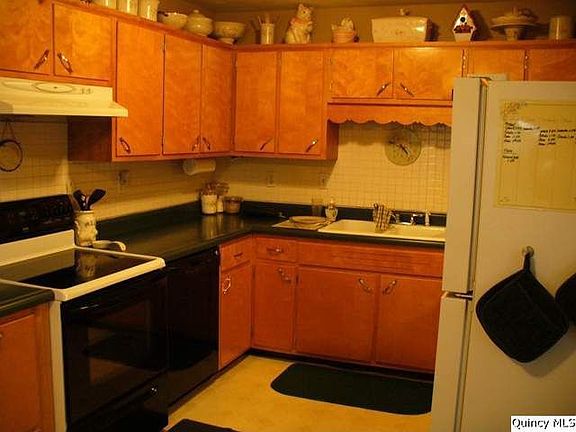 Home for Sale in Quincy, IL $169,500
