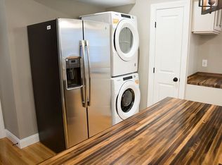 262 Cypress St, Providence, RI 02906