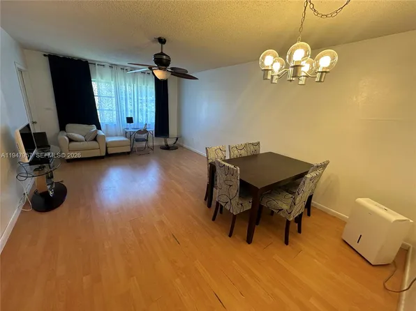 2825 NE 201st Ter APT M216, Aventura, FL 33180