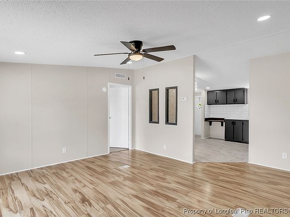 4th image of 5054 Belinda Ln
