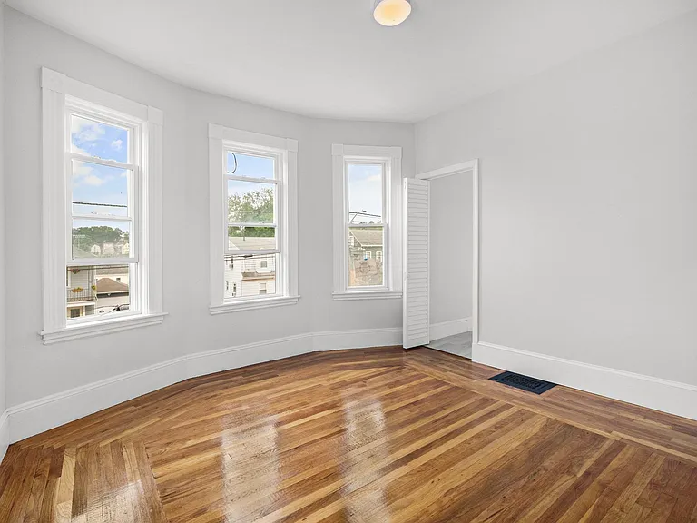 149 Mountain Ave #2 — Photo 6