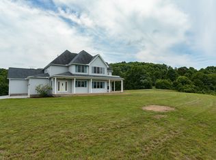 1205 New Cumberland Rd NE, Sherrodsville, OH 44675