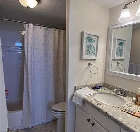 4th image of 5600 N Flagler Dr APT 803