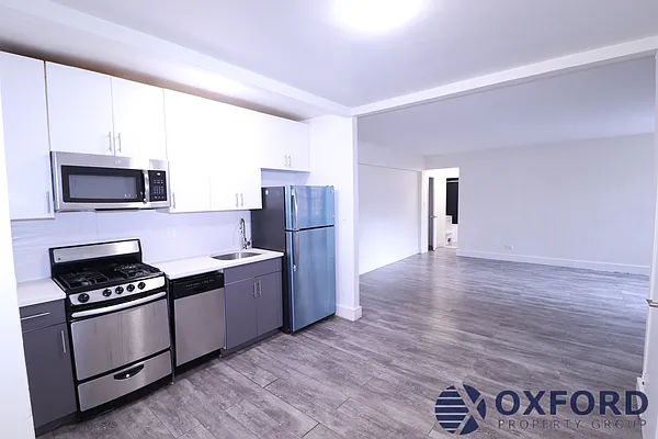 Rented by Oxford Property Group | media 12