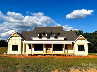 389 New Salem Rd #8, Statesville, NC 28625