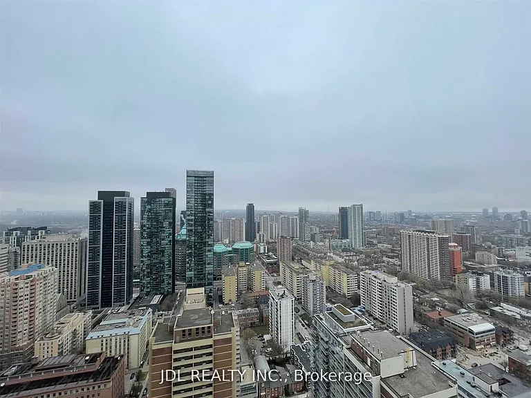 45 Charles St E #4512 — Photo 12
