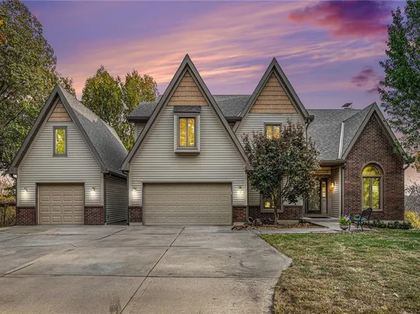 18015 NE 77th St, Liberty, MO 64068