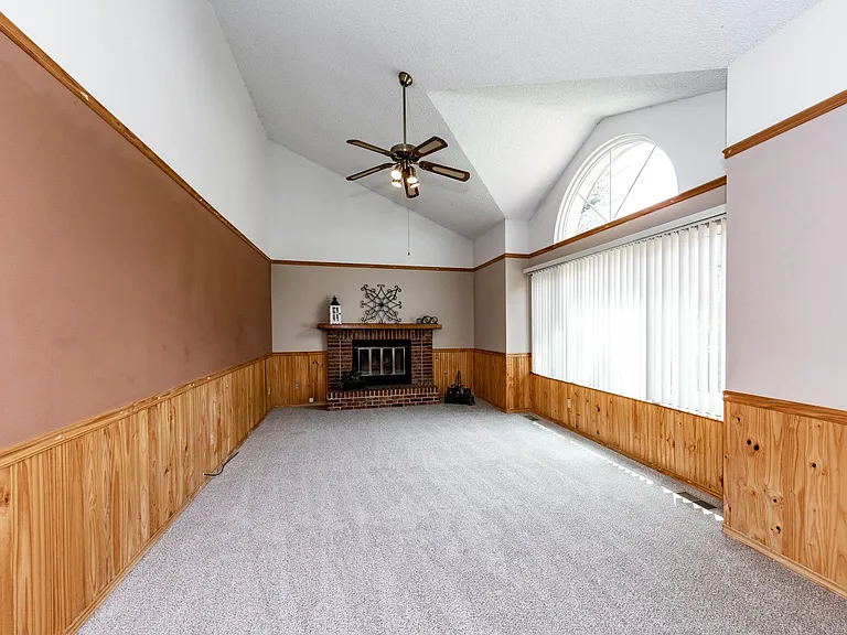 6930 Native Cir — Photo 24