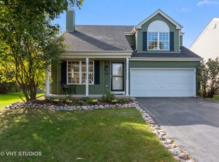 664 Nichole Ln, Geneva, IL 60134