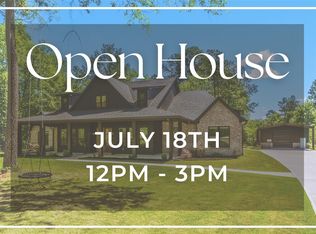 157 Wagon Pass Dr, Huntsville, TX 77340