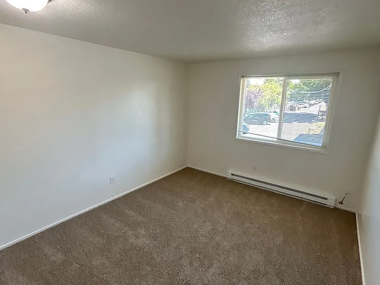 3813 Iberis St NE — Photo 11