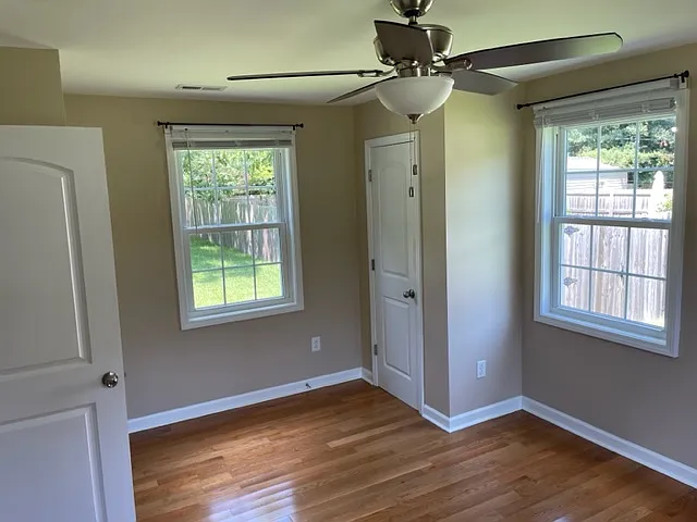 114 Beaufort Dr — Photo 16
