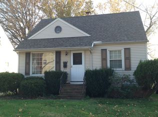 20420 Lindbergh Ave, Euclid, OH