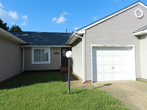 1st image of 3040 Westmoreland Ct