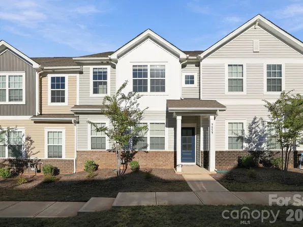 9859 Old Garden Cir, Gastonia, NC 28056