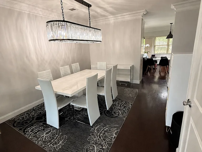 Monarch Ct — Photo 20