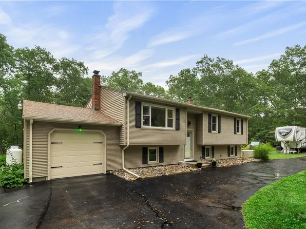 498 Camp Westwood Rd, Greene, RI 02827