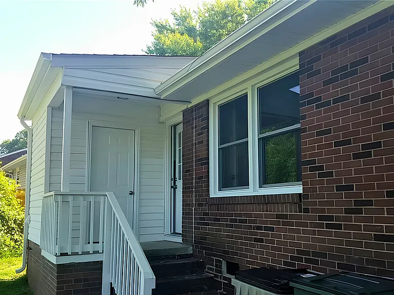 916 Summer Dr — Photo 16