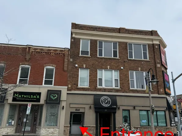 29 1/2 Simcoe St S #1A, Oshawa, ON L1H 4G1