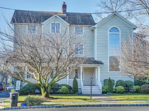 232 Claremont Ave #C3202-3202, Montclair, NJ 07042