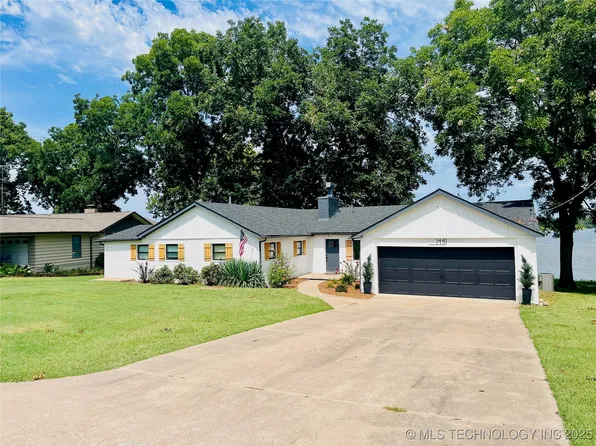 1441 Lakeside Dr, Grove, OK 74344