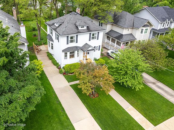 3rd image of 30 N Lincoln Ave