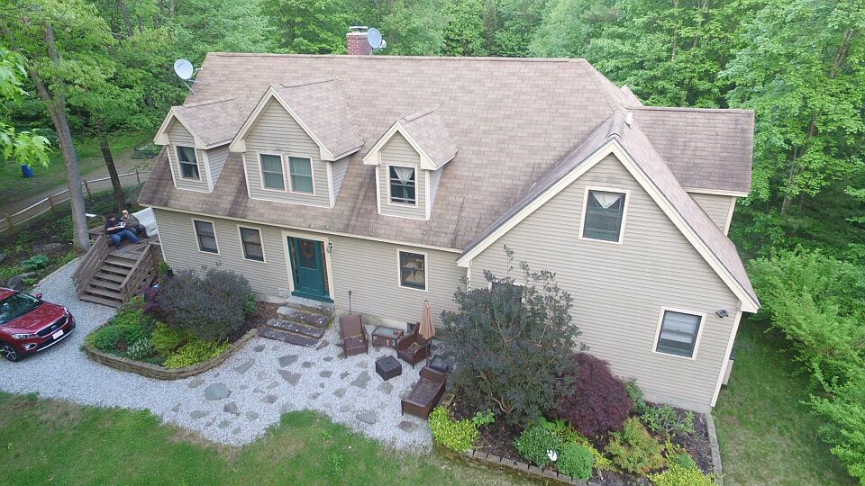 2nd image of 247 Intervale Rd