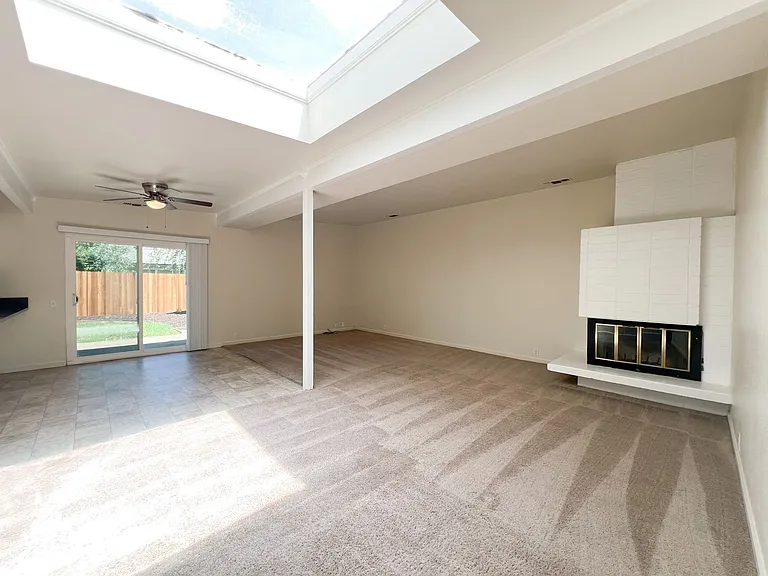 9379 Lujan Dr — Photo 7
