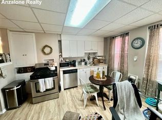 2 Baldwin Pl #1111, Boston, MA 02113