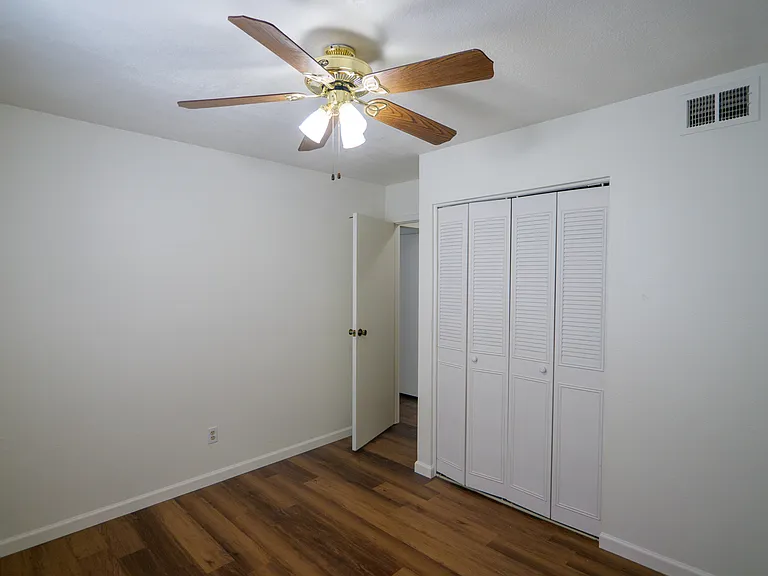 6331 N Barcelona Ct #917 — Photo 13