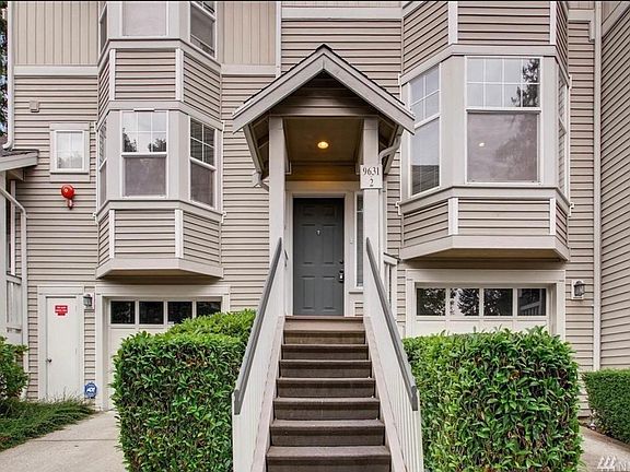 2nd image of 9631 178th Pl NE