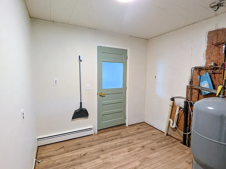3473 Main St — Photo 16