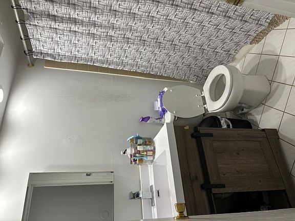 4th image of 101 Gregory St APT 12