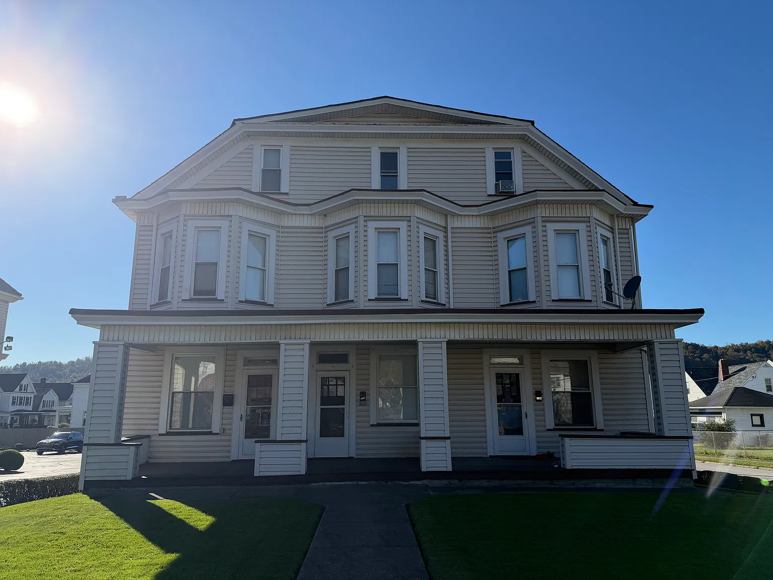 2 bed, 1200 sqft, $900 — Photo 1