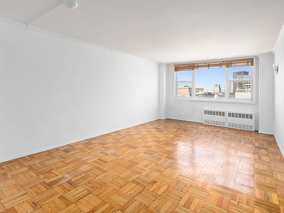 4th image of 631 Hudson St #17J