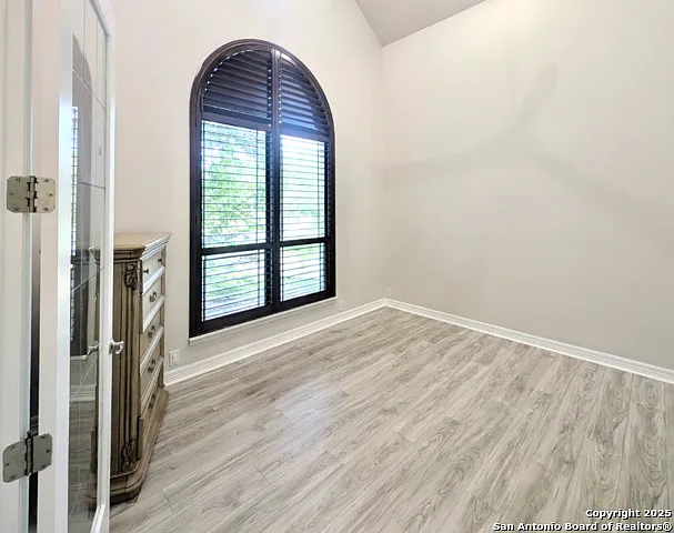 22223 Roan Frst — Photo 10