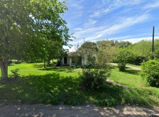 2004 Pleasant Green Dr, Victoria, TX 77901